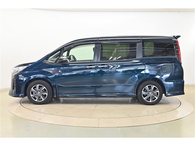 ノア Ｓｉ　１オーナー　プリクラッシュ　地デジ　ＤＶＤ視聴可　ダブルエアコン　ＬＥＤヘットライト　ＥＴＣ付き　ドライブレコーダー　クルコン　横滑り防止機能　ナビＴＶ　三列シート　ＡＷ　ＡＡＣ　パワーウインドウ（5枚目）