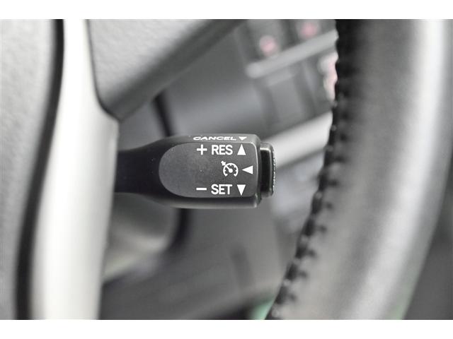 ノア Ｓｉ　１オーナー　プリクラッシュ　地デジ　ＤＶＤ視聴可　ダブルエアコン　ＬＥＤヘットライト　ＥＴＣ付き　ドライブレコーダー　クルコン　横滑り防止機能　ナビＴＶ　三列シート　ＡＷ　ＡＡＣ　パワーウインドウ（20枚目）