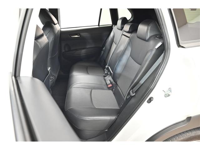 カローラクロス ハイブリッド　Ｚ　革　Ａクルコン　ＰＣＳ　Ｐシート　４ＷＤ車　横滑り防止装置　キーフリー　ＡＢＳ　ＬＥＤライト　ＥＴＣ車載器　地デジＴＶ　ナビ＆ＴＶ　盗難防止装置　記録簿　アルミホイール　スマートキー　Ｂカメラ（12枚目）