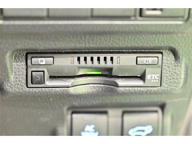 カローラクロス ハイブリッド　Ｚ　革　Ａクルコン　ＰＣＳ　Ｐシート　４ＷＤ車　横滑り防止装置　キーフリー　ＡＢＳ　ＬＥＤライト　ＥＴＣ車載器　地デジＴＶ　ナビ＆ＴＶ　盗難防止装置　記録簿　アルミホイール　スマートキー　Ｂカメラ（27枚目）