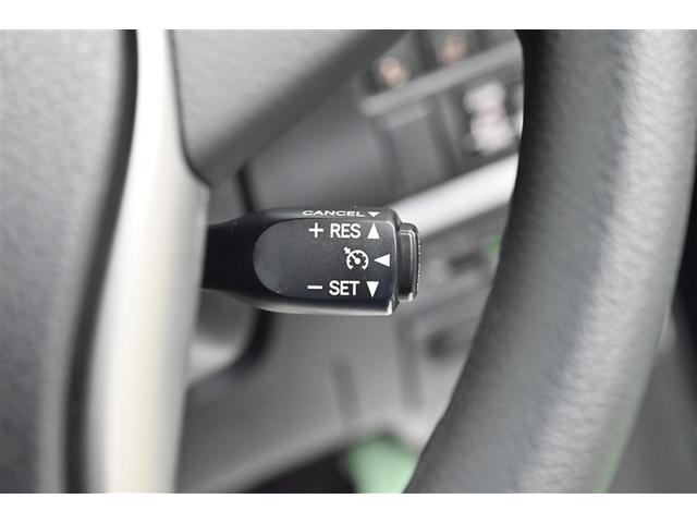 ヴォクシー Ｘ　アイドリングストップ機能　エアバック　ダブルエアコン　盗難防止　Ｒカメラ　ナビ＆ＴＶ　ドラレコ付　ＷＳＲＳ　キ－レス　ワンセグＴＶ　エアコン　パワステ　メモリナビ　横滑防止　ＬＥＤライト　ＰＷ　ＡＷ（20枚目）