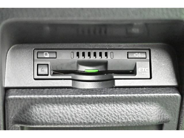 ヴォクシー Ｘ　アイドリングストップ機能　エアバック　ダブルエアコン　盗難防止　Ｒカメラ　ナビ＆ＴＶ　ドラレコ付　ＷＳＲＳ　キ－レス　ワンセグＴＶ　エアコン　パワステ　メモリナビ　横滑防止　ＬＥＤライト　ＰＷ　ＡＷ（25枚目）