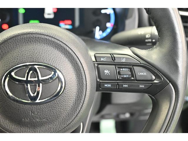 ヤリスクロス ハイブリッドＺ　インテリジェントキー　アルミホイル　ＬＥＤライト　リアカメラ　ナビ　クルーズコントロール　整備記録簿　横滑り防止システム　メモリーナビゲーション　電動シ－ト　パワステ　オートエアコン　キーフリー（18枚目）