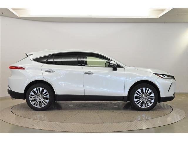 ハリアー Z 盗難防止 運転席パワーシート 地デジ 横滑防止装置 リアビューカメラ ヘッドライトLED アルミホイール Wエアバッグ キーレス ドラレコ付き スマートキ- エアコン ナビ&TV パワステ エアバッグ(4枚目)