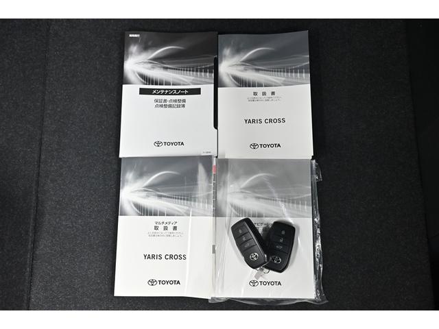 ヤリスクロス ハイブリッドZ ドライブレコーダ インテリジェントキー アルミホイル LEDライト リアカメラ ナビ クルーズコントロール 整備記録簿 横滑り防止システム メモリーナビゲーション 電動シ-ト パワステ オートエアコン(16枚目)