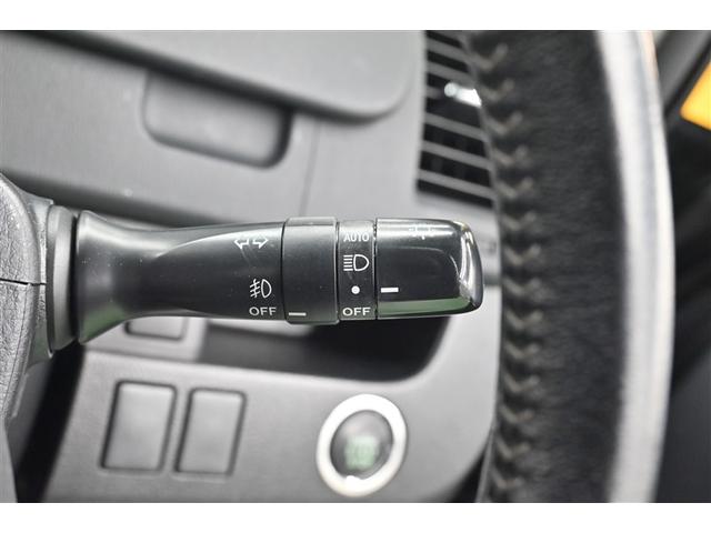 ヴォクシー ＺＳ　煌ＩＩ　横滑り防止　両電動スライドドア　Ｗエアバック　ＥＴＣ車載器　エアバック　インテリジェントキー　キーフリー　Ｗエアコン　ナビテレビ　アルミホイル　三列シート　ＤＶＤ再生可能　セキュリティアラーム　ＡＢＳ（19枚目）