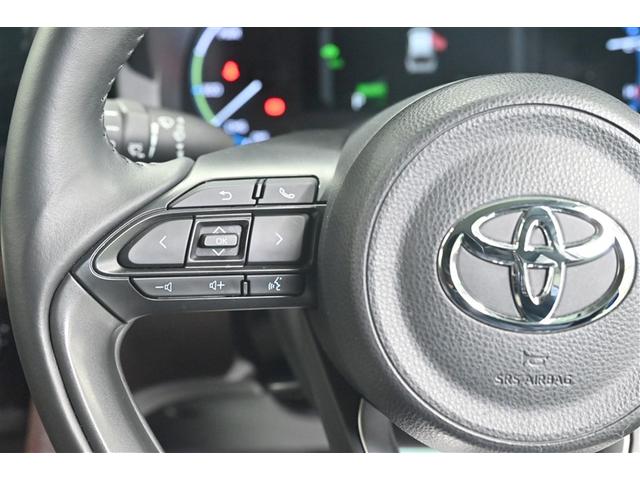 ヤリスクロス ハイブリッドZ 横滑防止装置 リアカメラ LEDライト メモリーナビゲーション 盗難防止装置 電動シート ドライブレコーダー AW キーレス スマートキー ABS ナビ 4WD ETC エアバッグ エアコン(17枚目)