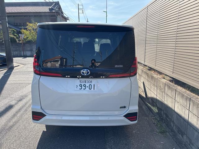 ノア ハイブリッドS-Z バックカメラ スマートキー 快適利便パッケージ 安心降車アシスト シートヒーター スペアタイヤ ユニバーサルステップ(助手席側) TV(フルセグ)+CD・DVDデッキ ETC2.0ユニット(3枚目)