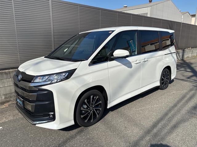 ノア ハイブリッドS-Z バックカメラ スマートキー 快適利便パッケージ 安心降車アシスト シートヒーター スペアタイヤ ユニバーサルステップ(助手席側) TV(フルセグ)+CD・DVDデッキ ETC2.0ユニット(7枚目)