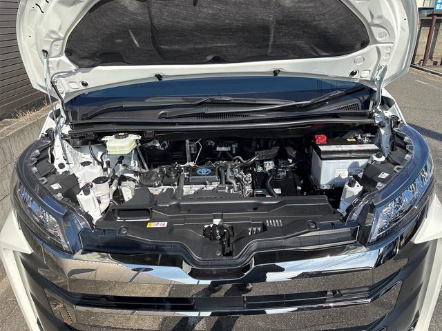 ノア ハイブリッドS-Z バックカメラ スマートキー 快適利便パッケージ 安心降車アシスト シートヒーター スペアタイヤ ユニバーサルステップ(助手席側) TV(フルセグ)+CD・DVDデッキ ETC2.0ユニット(17枚目)