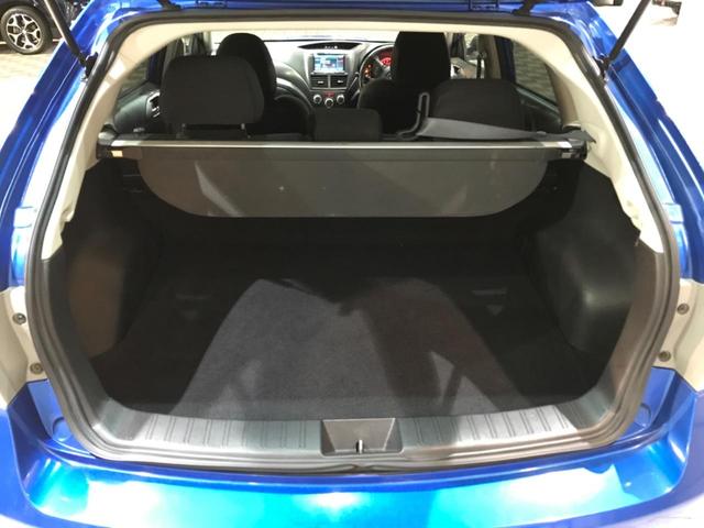 2.0GT カスタマイズエディション STIフロントリップスポイラー 純正ブーストメーター 禁煙車 純正ナビ ETC 純正16インチAW HIDヘッドライト キーレスエントリー クルーズコントロール プライバシーガラス エアバッグ(11枚目)