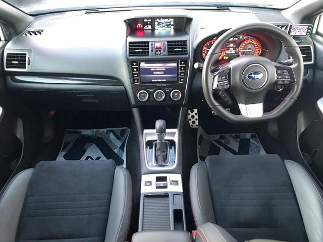 2.0GT-Sアイサイト STIスタイルPKG アドバンスドセイフティPKG 禁煙車 4WD 純正SDナビ ETC サイド・バックカメラ ドラレコ LEDヘッド 純正18インチAW スマートキー パワーシート 革巻きハンドル(2枚目)