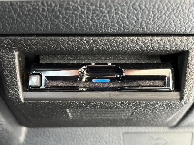 ＷＲＸ Ｓ４ ＳＴＩスポーツアイサイト　後期Ｅ型　ＳＴＩスタイルパッケージ　ＳＴＩタワーバー　フジツボ製マフラー　セイフティプラス　純正１８インチアルミ　ＲＥＣＡＲＯシート　純正ＳＤナビ　パドルシフト　ＥＴＣ　ドラレコ　シートヒーター（9枚目）
