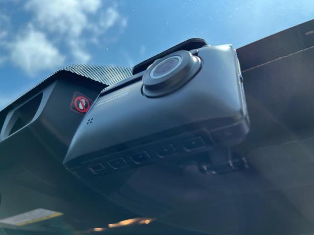ＷＲＸ Ｓ４ ＳＴＩスポーツアイサイト　後期Ｅ型　ＳＴＩスタイルパッケージ　ＳＴＩタワーバー　フジツボ製マフラー　セイフティプラス　純正１８インチアルミ　ＲＥＣＡＲＯシート　純正ＳＤナビ　パドルシフト　ＥＴＣ　ドラレコ　シートヒーター（10枚目）
