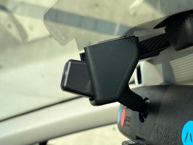 インプレッサＧ４ ２．０ｉ－Ｓアイサイト　黒革シート　純正８型ナビ　バックカメラ　シートヒーター　禁煙車　ＬＥＤヘッドライト　スマートキー＆プッシュスタート　ＥＴＣ　ドラレコ　純正１８インチアルミ　アイサイトＶｅｒ３　　革巻きハンドル（9枚目）