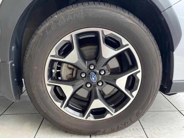 ＸＶ ２．０ｉ－Ｌ　アイサイト　黒革　ルーフレール　アドバンスドＰＫＧ　純正８型ナビ　バックカメラ　ＥＴＣ　ドラレコ　純正１７インチアルミ　シートヒーター　ＬＥＤヘッド　スマートキー　ＬＥＤライナー　パワーシート（29枚目）