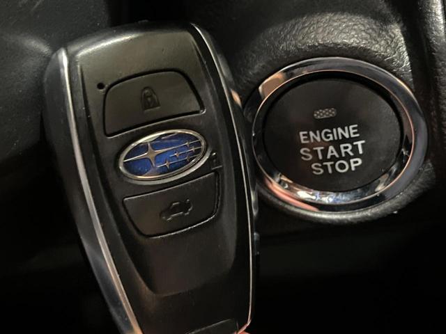 フォレスター ツーリング　禁煙車　純正ナビ　バック＆サイドカメラ　全席シートヒーター　パワーシート　ステアリングヒーター　ＥＴＣ　ハーフレザー　純正１７インチアルミホイール　ＬＥＤヘッドライト　パドルシフト（10枚目）