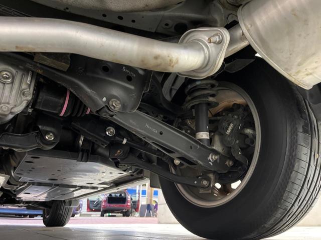 フォレスター ツーリング　禁煙車　純正ナビ　バック＆サイドカメラ　全席シートヒーター　パワーシート　ステアリングヒーター　ＥＴＣ　ハーフレザー　純正１７インチアルミホイール　ＬＥＤヘッドライト　パドルシフト（34枚目）