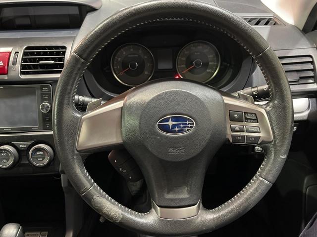フォレスター 2.0i-L アイサイト 禁煙車 カロッツェリア製ナビ アイサイトVer2 ETC ドラレコ バックカメラ デュアルオートエアコン 純正17インチアルミ HIDヘッドライト 純正革巻きステアリング パドルシフト(12枚目)