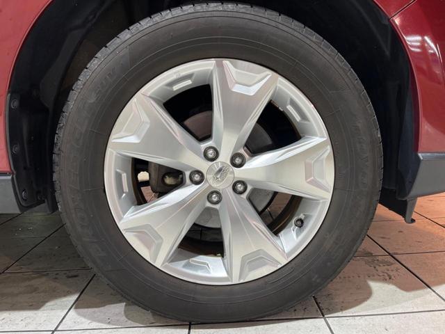 フォレスター 2.0i-L アイサイト 禁煙車 カロッツェリア製ナビ アイサイトVer2 ETC ドラレコ バックカメラ デュアルオートエアコン 純正17インチアルミ HIDヘッドライト 純正革巻きステアリング パドルシフト(27枚目)