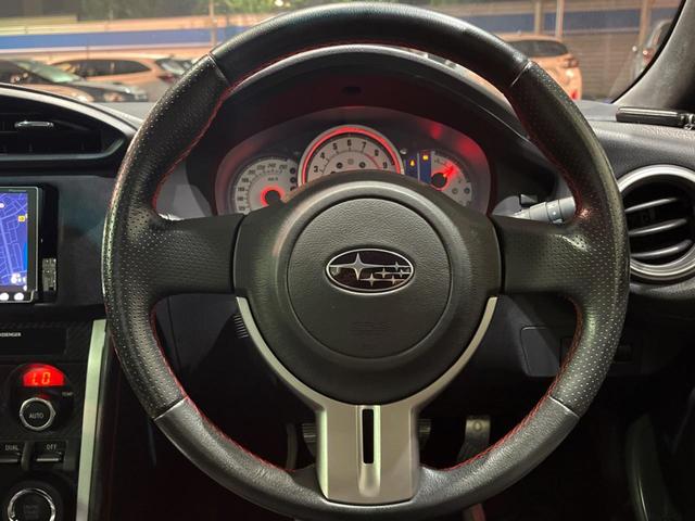 BRZ S 6MT 禁煙車 ロッソモデロ製マフラー STIタワーバー GTグレード専用17インチアルミ バックカメラ SDナビ ドラレコ ETC アクセスキー&プッシュスタート 純正革巻きステアリング(12枚目)