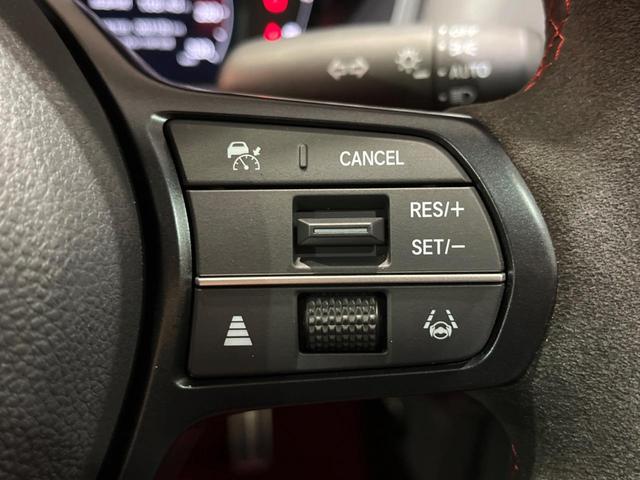 シビック タイプR 6MT 大型リアスポイラー センタートリプルマフラー ブレンボキャリパー 専用スポーツシート メーカーナビ バックカメラ ホンダセンシング ETC スマートキー 純正19インチアルミ LEDヘッド(9枚目)