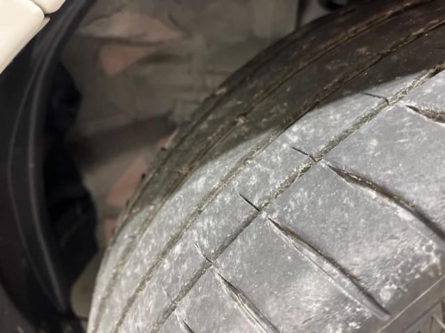 BRZ S STIスタイルパッケージ STIマフラー STIタワーバー 禁煙車 純正ナビ バックカメラ アダプティブクルーズ シートヒーター ドラレコ ETC アクセスキー&プッシュスタート 半革 LEDヘッド(43枚目)
