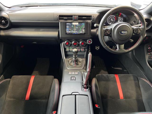 BRZ S C型 禁煙車 純正SDナビ 6MT アイサイト バックカメラ LEDライナー スマートキー&プッシュスタート ETC ドラレコ シートヒーター 純正18インチアルミ LEDヘッド 革巻きハンドル(2枚目)