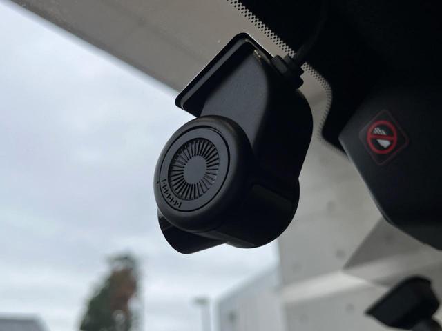 BRZ S C型 禁煙車 純正SDナビ 6MT アイサイト バックカメラ LEDライナー スマートキー&プッシュスタート ETC ドラレコ シートヒーター 純正18インチアルミ LEDヘッド 革巻きハンドル(7枚目)