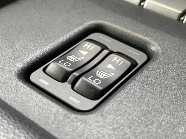 BRZ S C型 禁煙車 純正SDナビ 6MT アイサイト バックカメラ LEDライナー スマートキー&プッシュスタート ETC ドラレコ シートヒーター 純正18インチアルミ LEDヘッド 革巻きハンドル(11枚目)