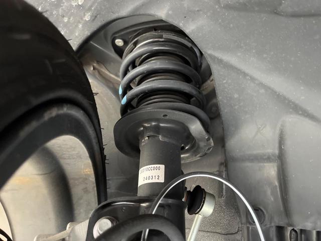 BRZ S C型 禁煙車 純正SDナビ 6MT アイサイト バックカメラ LEDライナー スマートキー&プッシュスタート ETC ドラレコ シートヒーター 純正18インチアルミ LEDヘッド 革巻きハンドル(30枚目)