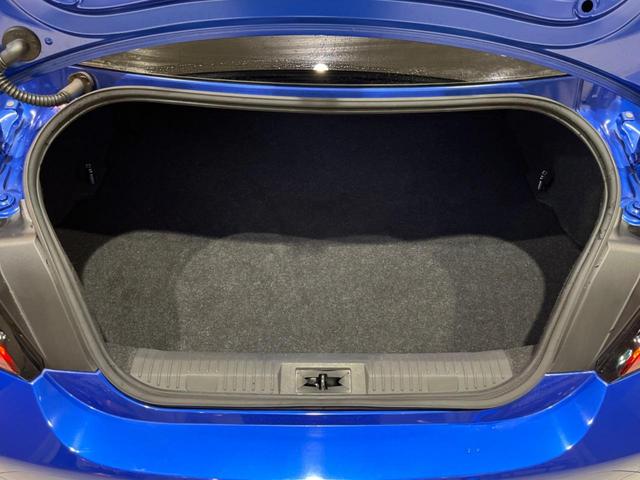 ＢＲＺ Ｓ　６ＭＴ　ＳＴＩスタイルパッケージ　ブリッツ製車高調　純正ナビ　バックカメラ　シートヒーター　ＥＴＣ　ドラレコ　クルーズコントロール　アクセスキー＆プッシュスタート　ハーフレザー　純正１８インチアルミ（16枚目）