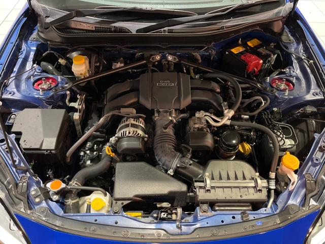 ＢＲＺ Ｓ　６ＭＴ　ＳＴＩスタイルパッケージ　ブリッツ製車高調　純正ナビ　バックカメラ　シートヒーター　ＥＴＣ　ドラレコ　クルーズコントロール　アクセスキー＆プッシュスタート　ハーフレザー　純正１８インチアルミ（21枚目）