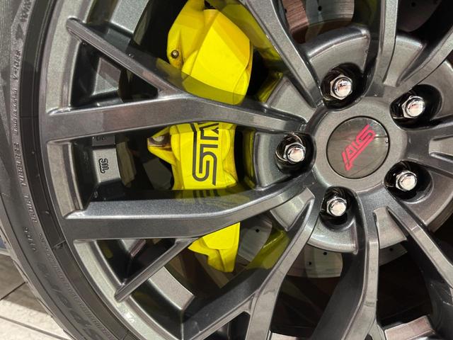 ＷＲＸ ＳＴＩ ＳＴＩ　タイプＳ　後期Ｄ型　ＳＴＩパフォーマンスＰＫＧ　ＲＥＣＡＲＯシート　ＨＫＳマフラー　禁煙車　ＳＤナビ　バックカメラ　ＥＴＣ　ドラレコ　純正１９インチアルミ　スマートキー　ＬＥＤヘッド　ＬＥＤライナー（49枚目）