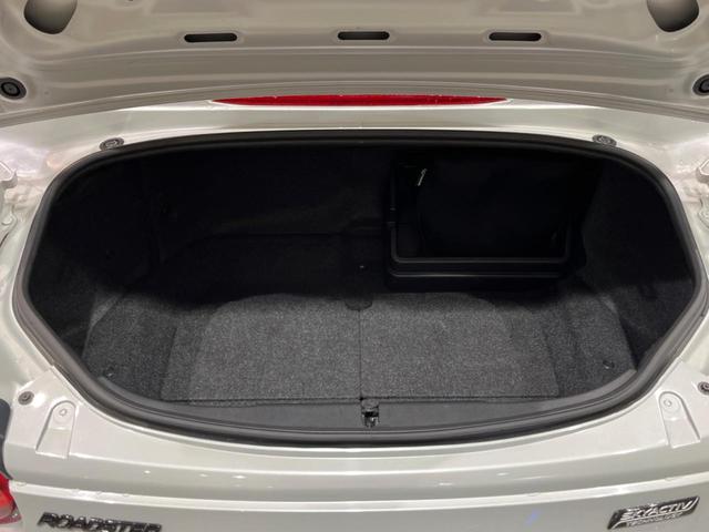 ロードスター Sスペシャルパッケージ BOSEサウンド 禁煙車 6MT Silk Blazeリアウィング 柿本マフラー スマートキー&プッシュスタート ETC ドラレコ 革巻きハンドル LEDヘッドライト 純正16インチアルミ(13枚目)