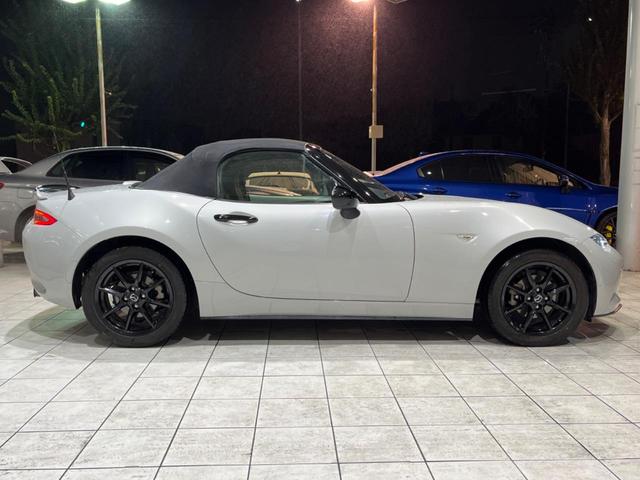 ロードスター Sスペシャルパッケージ BOSEサウンド 禁煙車 6MT Silk Blazeリアウィング 柿本マフラー スマートキー&プッシュスタート ETC ドラレコ 革巻きハンドル LEDヘッドライト 純正16インチアルミ(23枚目)