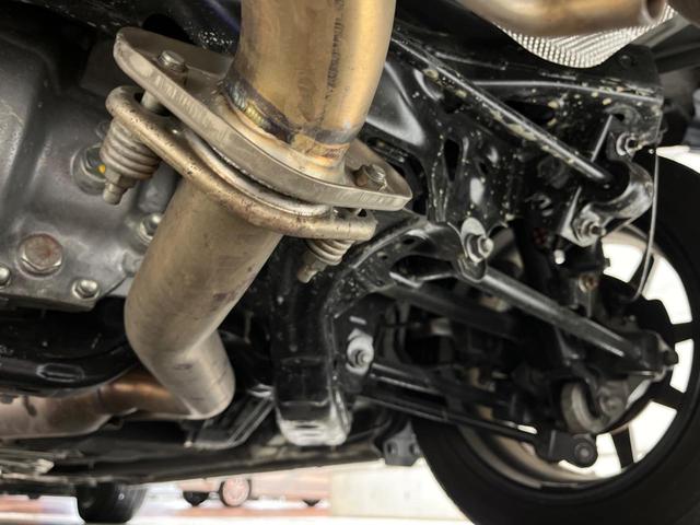 ロードスター Sスペシャルパッケージ BOSEサウンド 禁煙車 6MT Silk Blazeリアウィング 柿本マフラー スマートキー&プッシュスタート ETC ドラレコ 革巻きハンドル LEDヘッドライト 純正16インチアルミ(25枚目)