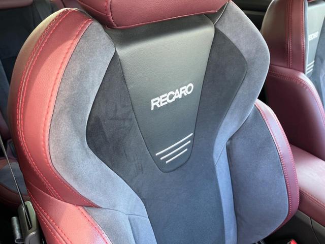 WRX S4 STIスポーツR EX 禁煙車 サンルーフ RECAROシート 純正11.6型ナビ フロント&サイド&バックカメラ ETC ドラレコ アクセスキー&プッシュスタート シートヒーター パワーシート 純正18インチアルミ(4枚目)