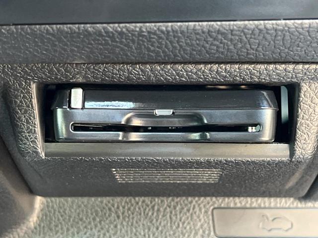 WRX S4 2.0GTアイサイト 後期E型 クスコ車高調 柿本改マフラー 純正8型ナビ バックカメラ ETC ドラレコ 純正18インチアルミ スマートキー LEDヘッド アダプティブクルーズコントロール パドルシフト(7枚目)