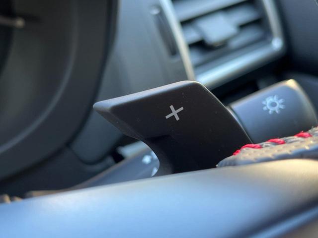 WRX S4 2.0GTアイサイト 後期E型 クスコ車高調 柿本改マフラー 純正8型ナビ バックカメラ ETC ドラレコ 純正18インチアルミ スマートキー LEDヘッド アダプティブクルーズコントロール パドルシフト(24枚目)