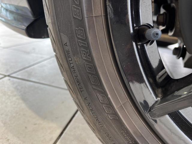 ロードスター Ｓレザーパッケージ　ホワイトセレクション　ＭＴ車　フルエアロ　バックカメラ　ＢＯＳＥサウンド　衝突被害軽減システム　禁煙車　レザーシート　コーナーセンサー　スマートキー　ＬＥＤヘッド　ビルトインＥＴＣ　クルコン　車線逸脱警報　オートライト（51枚目）