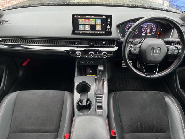 シビック ＥＸ　禁煙車　ＢＯＳＥ　ホンダセンシング　１０．２インチデジタルメーター　ホンダコネクトディスプレイ　バックカメラ　シートヒーター　ドラレコ　ＥＴＣ２．０　置くだけ充電　ハーフレザー　純正１８インチアルミ（2枚目）