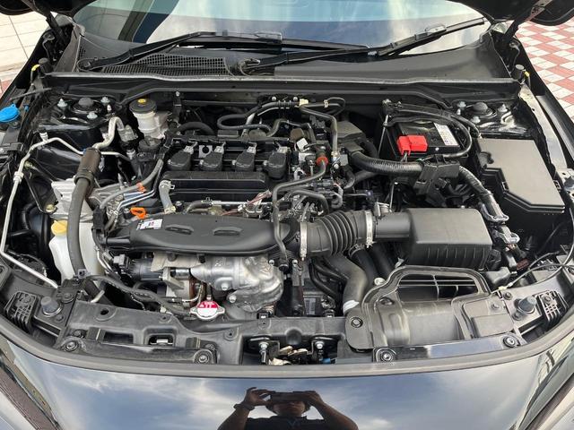 シビック ＥＸ　禁煙車　ＢＯＳＥ　ホンダセンシング　１０．２インチデジタルメーター　ホンダコネクトディスプレイ　バックカメラ　シートヒーター　ドラレコ　ＥＴＣ２．０　置くだけ充電　ハーフレザー　純正１８インチアルミ（21枚目）