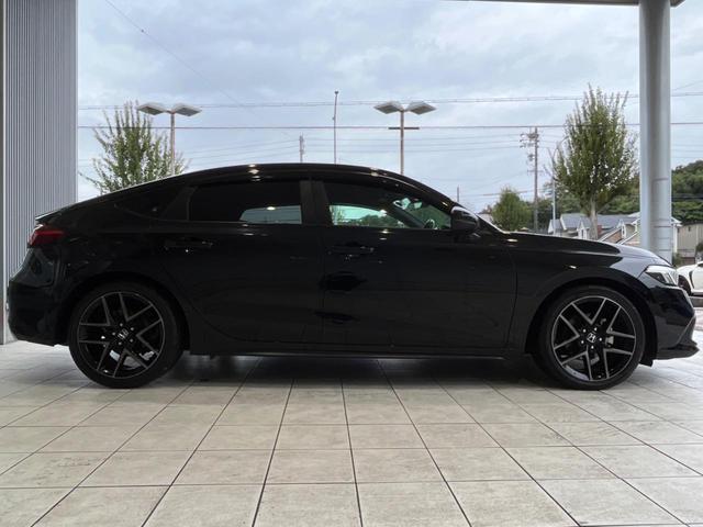 シビック ＥＸ　禁煙車　ＢＯＳＥ　ホンダセンシング　１０．２インチデジタルメーター　ホンダコネクトディスプレイ　バックカメラ　シートヒーター　ドラレコ　ＥＴＣ２．０　置くだけ充電　ハーフレザー　純正１８インチアルミ（25枚目）