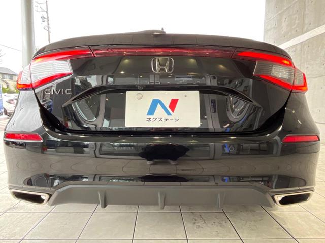 シビック ＥＸ　禁煙車　ＢＯＳＥ　ホンダセンシング　１０．２インチデジタルメーター　ホンダコネクトディスプレイ　バックカメラ　シートヒーター　ドラレコ　ＥＴＣ２．０　置くだけ充電　ハーフレザー　純正１８インチアルミ（27枚目）
