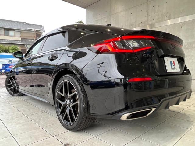 シビック ＥＸ　禁煙車　ＢＯＳＥ　ホンダセンシング　１０．２インチデジタルメーター　ホンダコネクトディスプレイ　バックカメラ　シートヒーター　ドラレコ　ＥＴＣ２．０　置くだけ充電　ハーフレザー　純正１８インチアルミ（32枚目）