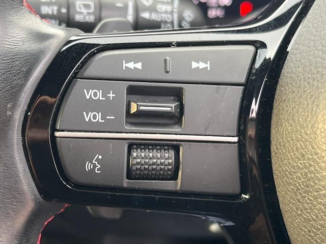 シビック ＥＸ　禁煙車　ＢＯＳＥ　ホンダセンシング　１０．２インチデジタルメーター　ホンダコネクトディスプレイ　バックカメラ　シートヒーター　ドラレコ　ＥＴＣ２．０　置くだけ充電　ハーフレザー　純正１８インチアルミ（55枚目）