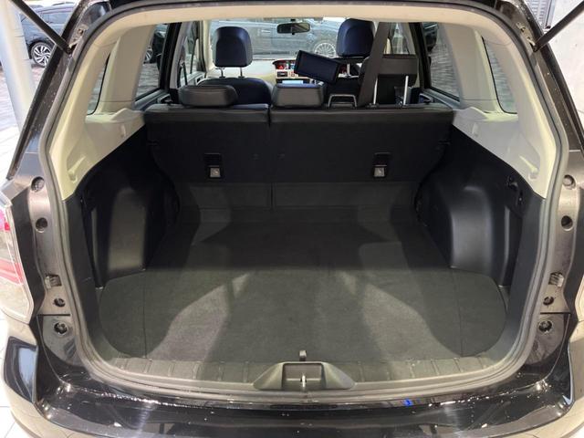 フォレスター S-リミテッド 後期D型 アドバンスドPKG 禁煙車 純正SDナビ バックカメラ ETC 純正18インチアルミ LEDヘッド パワーシート シートヒーター スマートキー アダプティブクルーズコントロール(11枚目)