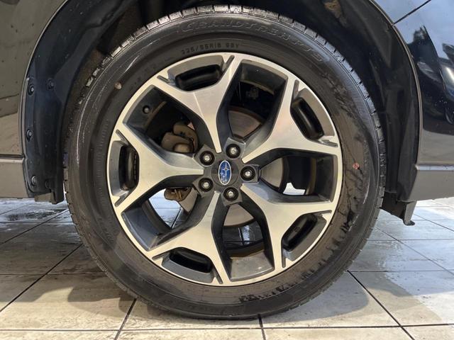 フォレスター S-リミテッド 後期D型 アドバンスドPKG 禁煙車 純正SDナビ バックカメラ ETC 純正18インチアルミ LEDヘッド パワーシート シートヒーター スマートキー アダプティブクルーズコントロール(26枚目)