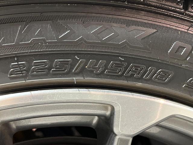 レヴォーグ ２．０ＳＴＩスポーツアイサイト　後期Ｅ型　ＳＴＩマフラー　ＳＴＩパフォーマンスＰＫＧ　セイフティプラス　バレンティテールランプ　純正８型ナビ　バックカメラ　ＥＴＣ　ドラレコ　純正１８インチアルミ　ＬＥＤヘッド　禁煙車（30枚目）